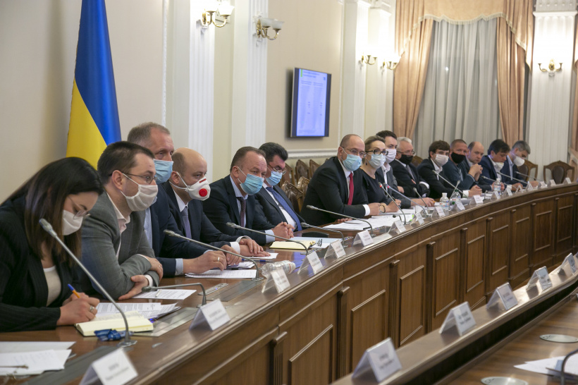 Урядовий портал: Прем’єр-міністр провів перше засідання Антикризового енергетичного штабу
