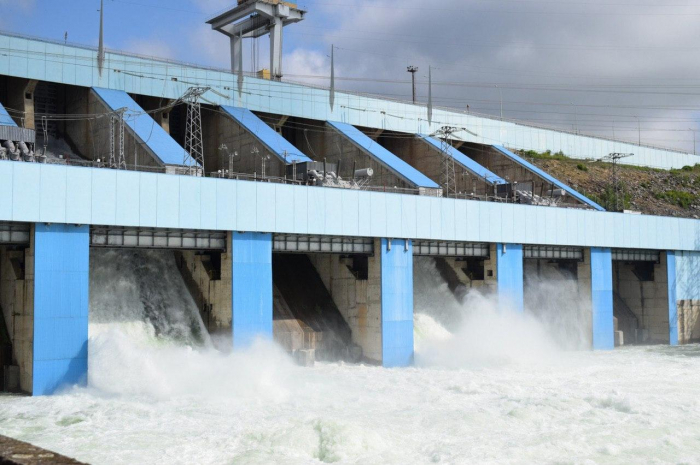 УКРРУДПРОМ: НОВОСТЬ Днестровская ГЭС увеличили сброс воды, однако угроза наводнения остается