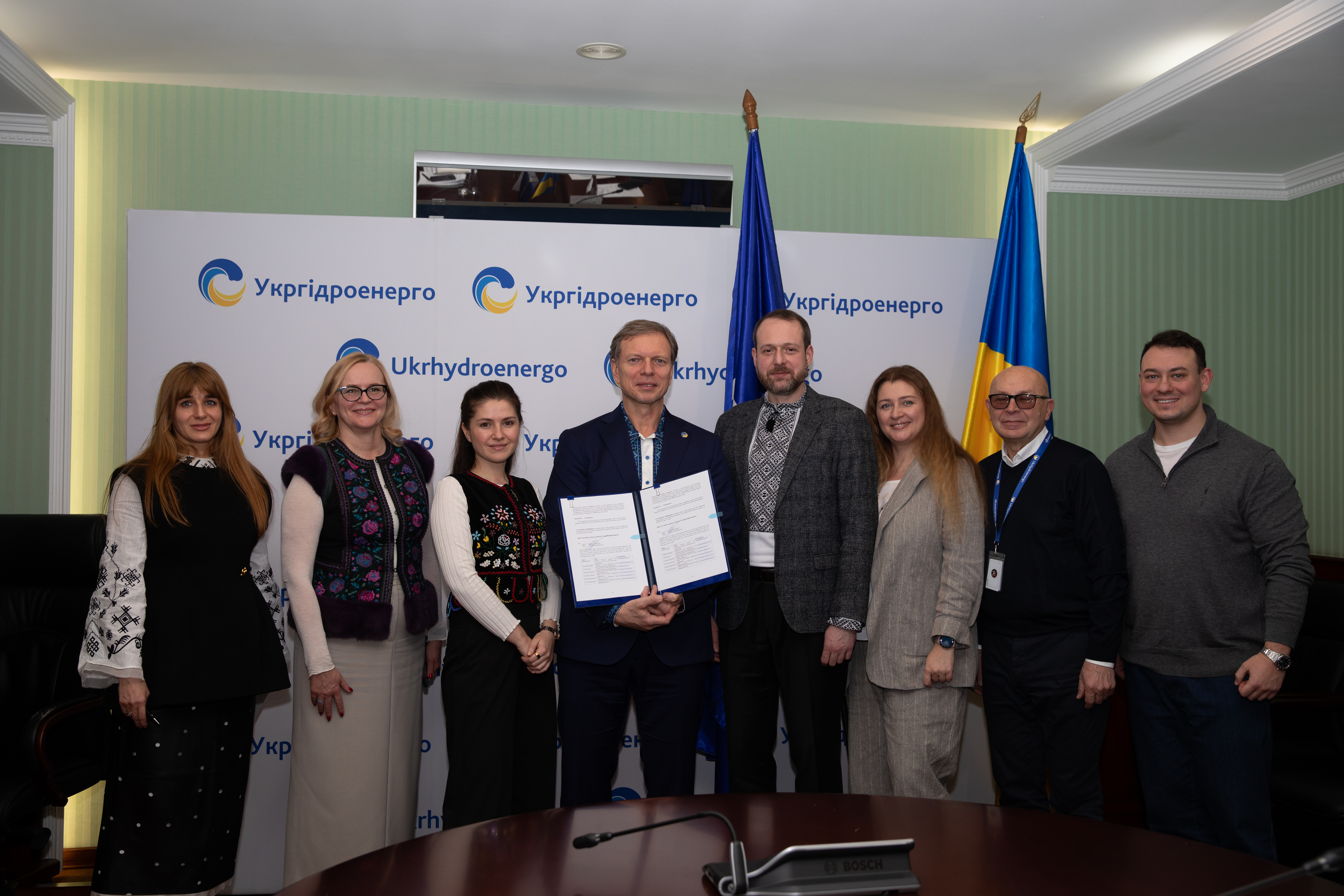 Під гарантію ЄС: Укргідроенерго залучає 75 млн євро кредиту ЄБРР Під гарантію ЄС: Укргідроенерго залучає 75 млн євро кредиту ЄБРР