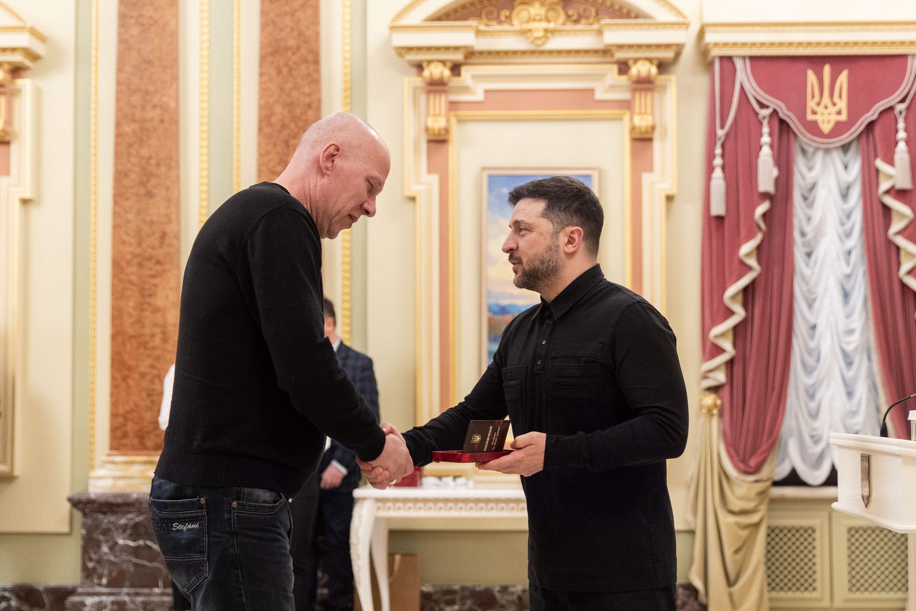 За працю і звитягу